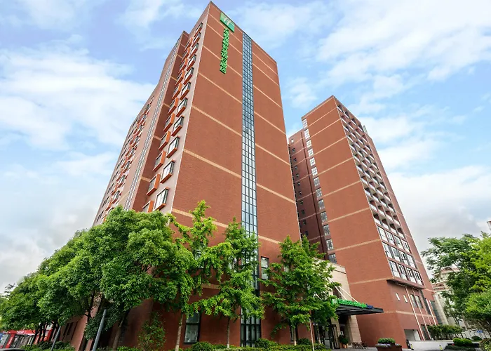 Holiday Inn Express Shanghai New Jinqiao By Ihg