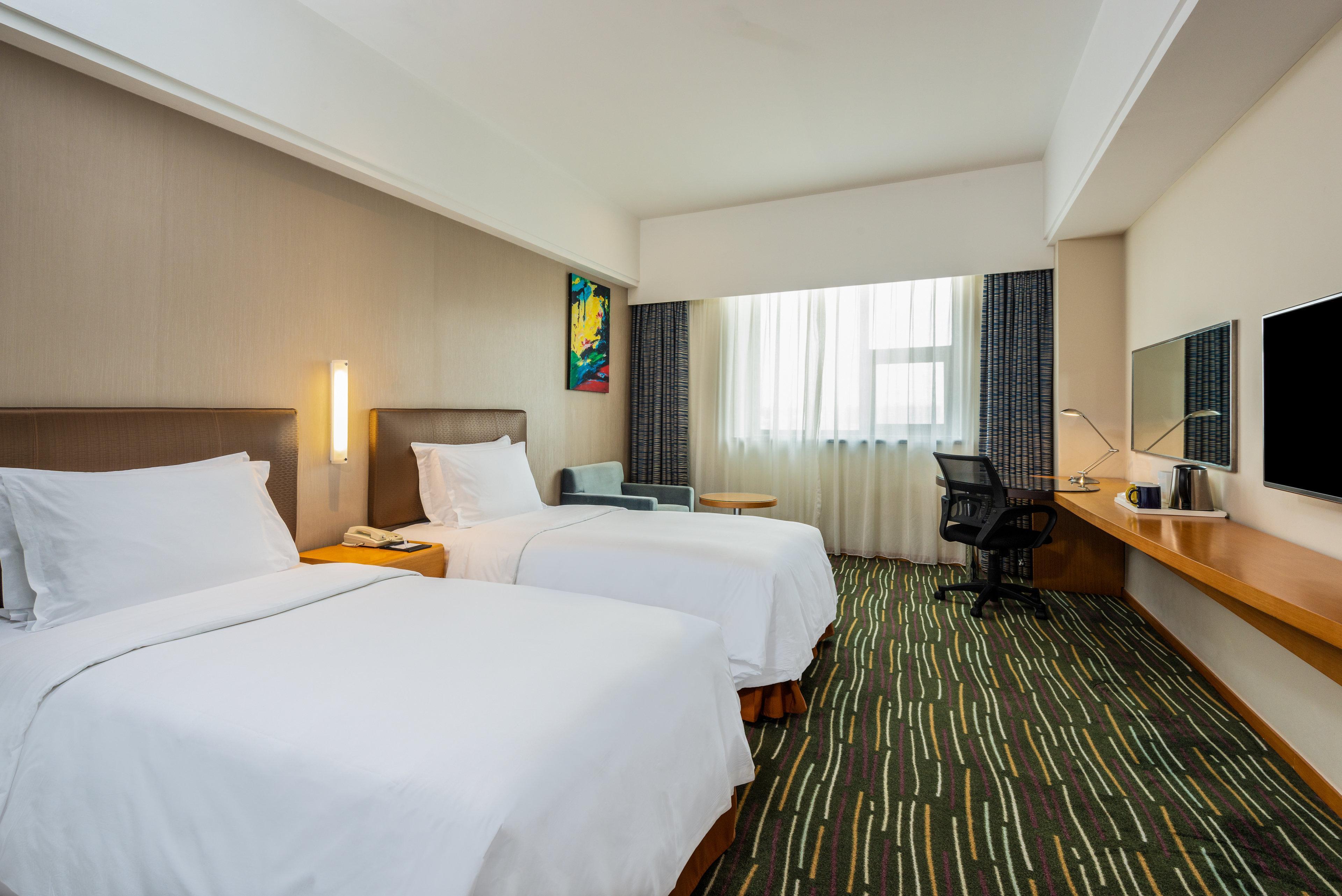 Hotel Express New Jinqiao By Ihg