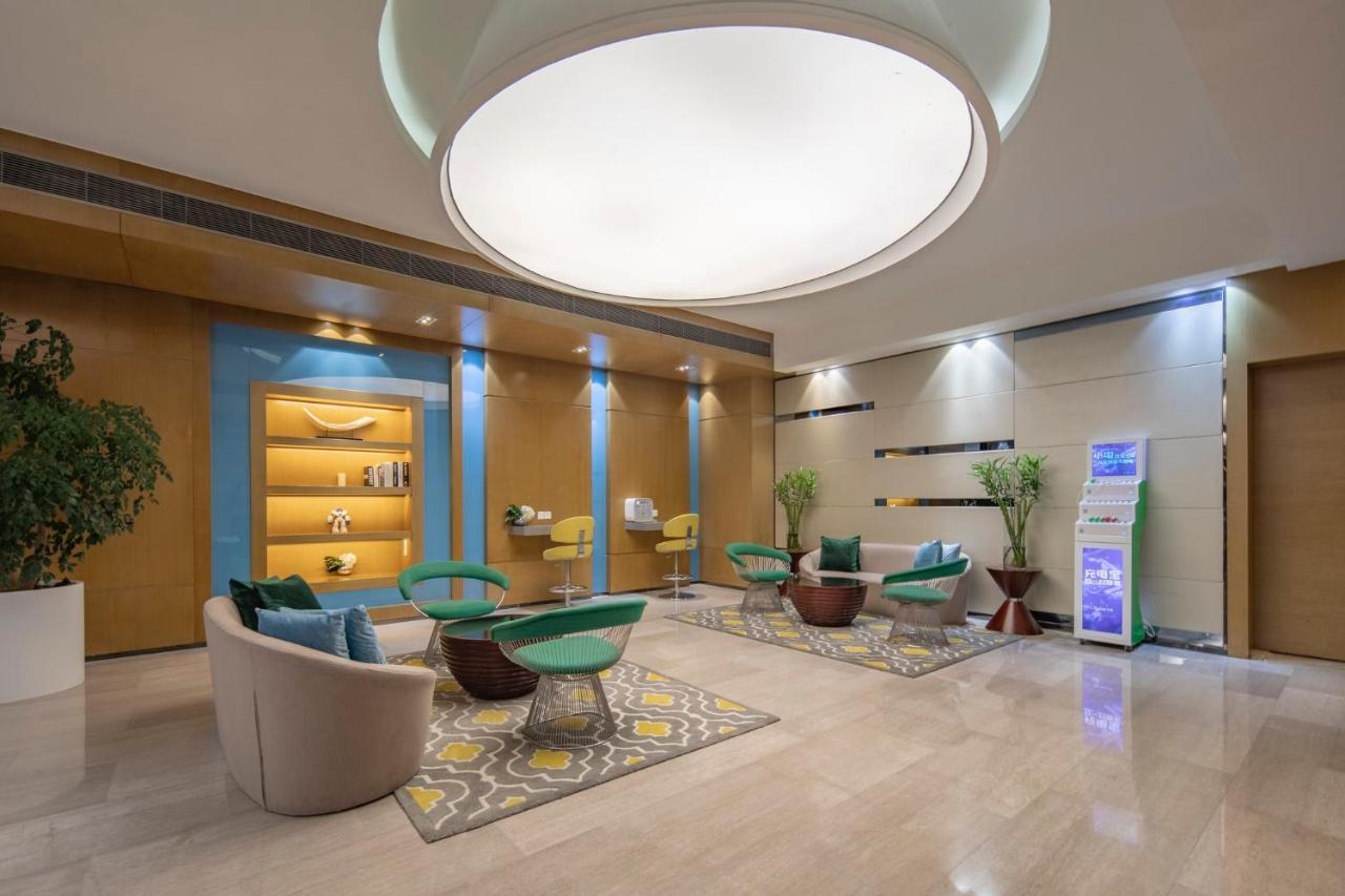 Hotel Express New Jinqiao By Ihg 3*