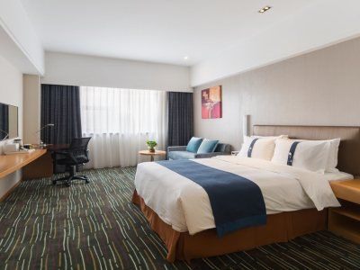 Express New Jinqiao By Ihg Hotel